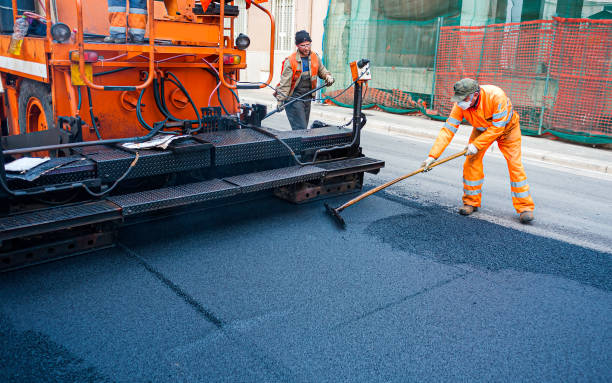 Best Recycled Asphalt Driveway Installation  in Vinton, IA